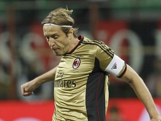 Ambrosini po 18 rokoch opúšťa AC Miláno