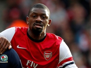 Abou Diaby sa zranil, nezahrá si deväť mesiacov