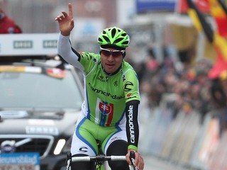 Cancellara uštval Sagana. Švajčiar vyhral Okolo Flámska