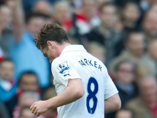 Parker z Tottenhamu z 5 metrov netrafil bránu