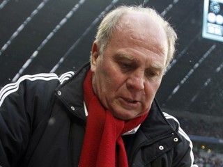 Na švajčiarsky účet si Hoeness ukladal príjmy z podnikania s údenínami. Štátu dodatočne zaplatil približne 6 miliónov eur.