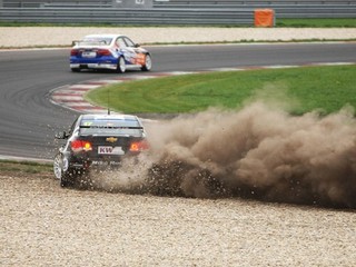Homola vyhral ako prvý Slovák preteky FIA ETCC