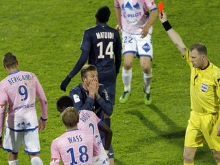 Beckham dostal červenú, PSG aj tak vyhral
