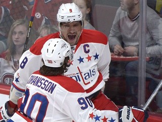 Prvé trofeje pre St. Louisa, Ovečkina, Crawforda a Emeryho