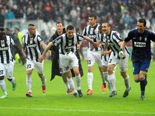 Juventusu stačí na obhájenie titulu bod