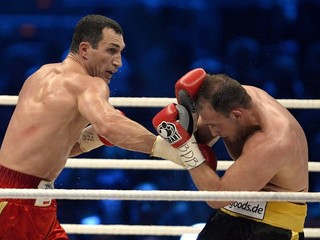Kličko obhájil titul WBA a IBF v ťažkej váhe