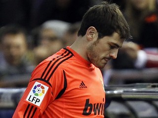 Mourinho poslal na tlačovku zraneného Casillasa