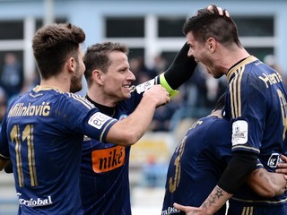 Slovan vyhral v Nitre a má náskok osem bodov