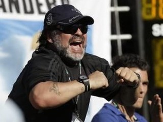 Maradona hľadá prácu, chce byť trénerom Iraku