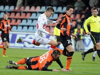 Kamil Karaš (vpravo).