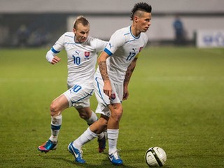 Saparovi sa ozvalo viacero klubov, ale odchod nerieši