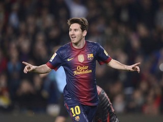 Messi, Ronaldo či Iniesta - ktorý si zaslúži Zlatú loptu?