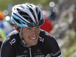 Andy Schleck neverí v Armstrongovu úprimnosť.