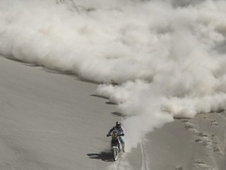 V 6. etape rely Dakar skončil Svitko 12., Jakeš 14.