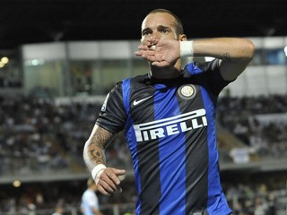 Holanďan Sneijder prestúpil do Galatasaraya