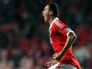 Bývalý Košičan Matič ťahá Benficu, dal aj nádherný gól