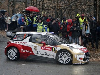 Sébastien Loeb na trati počas štvrtej etapy.