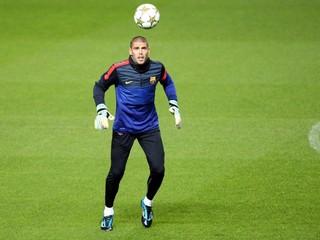 Valdés odmietol najlepší klub, posilní United?