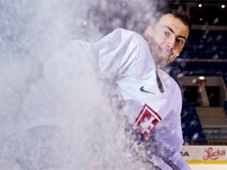 Šatanov prienik cez troch hráčov je druhým najkrajším gólom v KHL