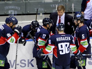 Tréner Čada na lavičke Slovana.