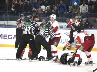 Čechov mal v KHL prezývku bitkárov na korčuliach, ale v aktuálnej sezóne tím zmenil štýl hry.