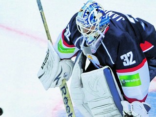 Jaroslav Janus vychytal v Jekaterinburgu svoju druhú nulu v KHL.