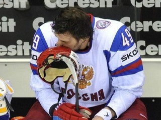 Arťuchin za faul lakťom dostal stop na tri zápasy