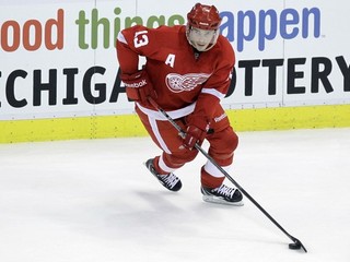 Pavel Daciuk z Detroitu posilnil počas výluky v NHL tím CSKA Moskva a v utorok nastúpi v zápase KHL proti Slovanu.