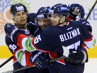 Slovan si pripísal víťazstvo nad Amurom 4:2