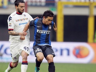 Inter iba remizoval s Cagliari, Juve vedie o 4 body