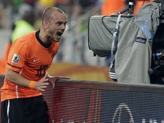 Buď ostane v Interi alebo hrať nebude, Sneijder má na výber