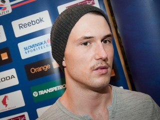 Jaroslav Janus sa zaradil v KHL k najlepším brankárom. Slovanu vychytal výhry aj nad Petrohradom, Omskom, Jaroslavľom či Levom Praha.