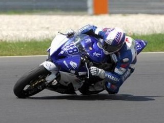 Ak chce pretekať, musí predať tréningovú motorku