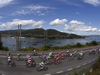 V 19. etape Vuelty triumf Gilberta, vedie stále Contador