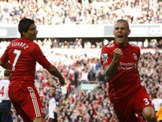 Martin Škrtel (vpravo)