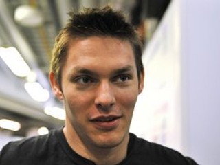 Útočník Juraj Mikúš bude hrať za HC Lev aj v ďalšej sezóne.