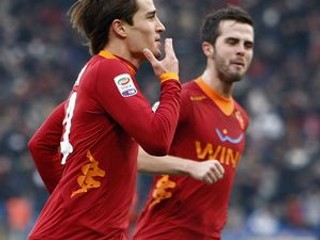 Bojan Krkič (vľavo) a Miralem Pjanič z AS Rím.