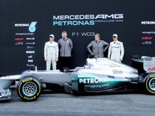 Schumacher si zajazdí F1 aj ako 42-ročný