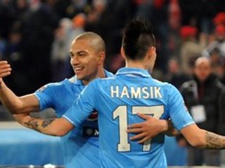 Gokhan Inler a Marek Hamšík.