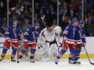Rangers začali víťazne, St. Louis nie