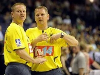 Bernd a Reiner Metheovci: Rozhodcovské dvojičky