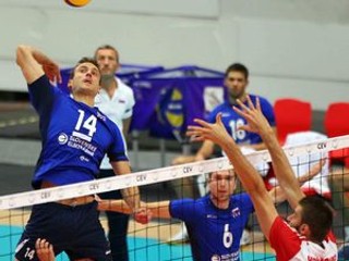 Volejbalisti začínajú boj o olympiádu