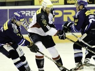 Poprad v extraligovom derby zdolal Košice, lídrom je Skalica