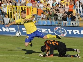 Ján Novák (vľavo)