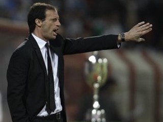 Tréner Allegri predĺžil kontrakt s milánskym AC
