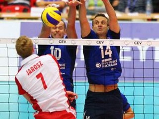 Tomáš Kmeť (vpravo).
