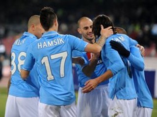 Neapol zdolal Inter 2:0, je v semifinále Talianskeho pohára