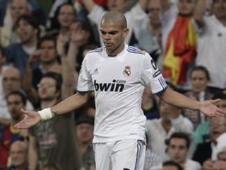 Hráč Realu Madrid Pepe.