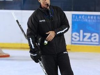 Radim Rulík bol asistentom Josefa Augustu pri titule tímu Česka na svetovom šampionáte 2000 a Vladimíra Růžičku pri prvenstve na MS 2005. V extralige pôsobil ako hlavný kouč v Plzni a v Karlových Varoch.