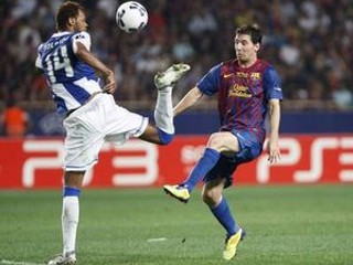 Európsky futbalový superpohár podľa predpokladov získala FC Barcelona